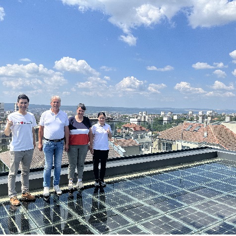 불가리아의 50kw BIPV 태양광 시스템
        