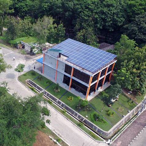 인도네시아 30 k 오프 그리드 태양 시스템