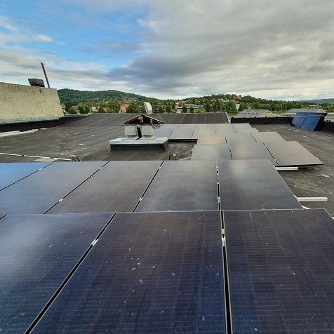 노르웨이에 성공적으로 설치된 그리드 태양광 시스템의 Bluesun 20kw
